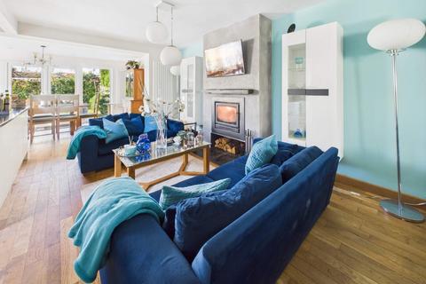 3 bedroom semi-detached house for sale, Clas Ty Wern, Cardiff. CF14