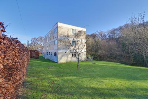 2 bedroom ground floor flat for sale, Lawrence Grove, Woolston