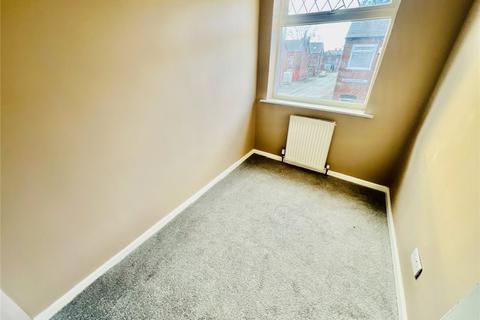 2 bedroom terraced house to rent, Dawlish Road, Leeds, West Yorkshire, LS9