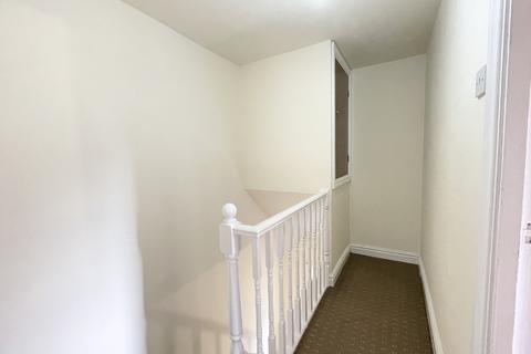 2 bedroom flat to rent, Granada Mews, Manchester, Greater Manchester, M16