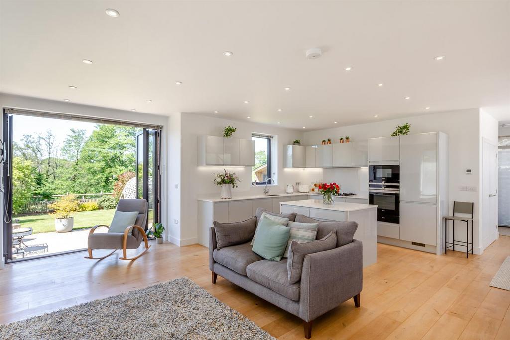 8649640-interior12.jpg