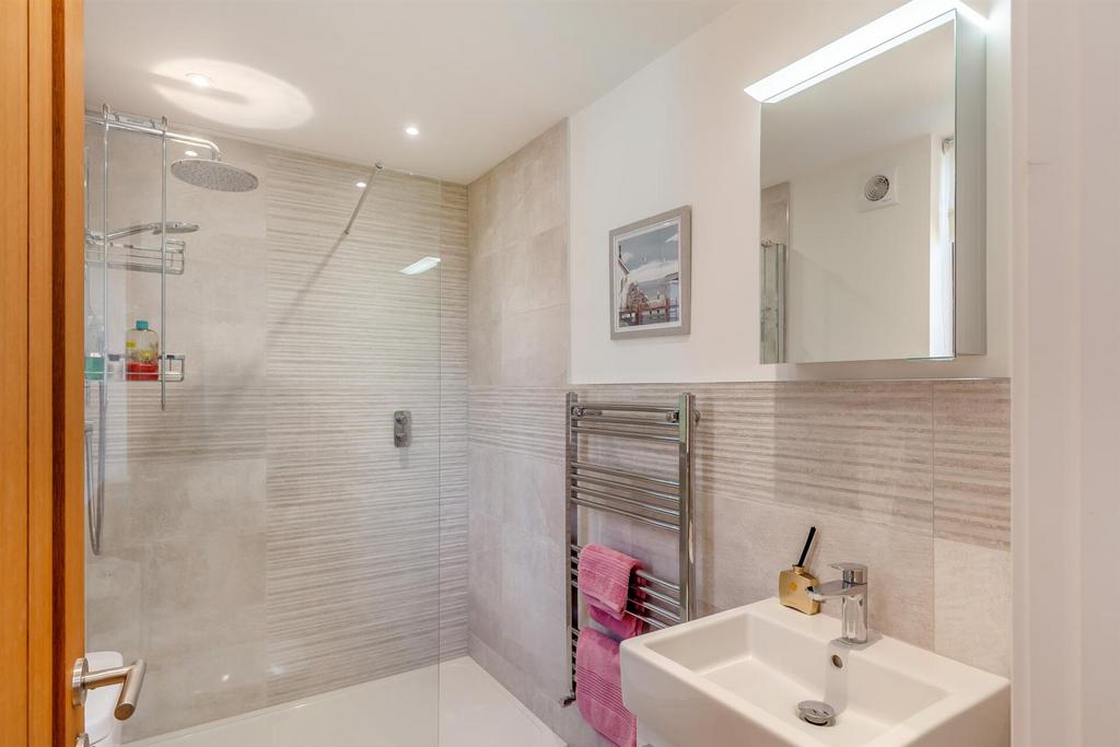 8649640-interior11.jpg