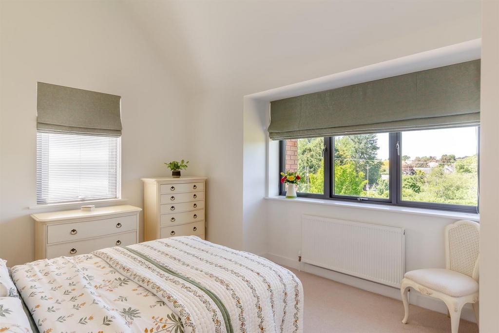8649640-interior07.jpg