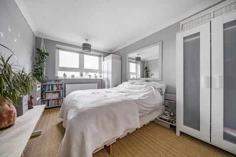 1 bedroom flat to rent, Linden Lea, Stubs Hill, Dorking, RH4