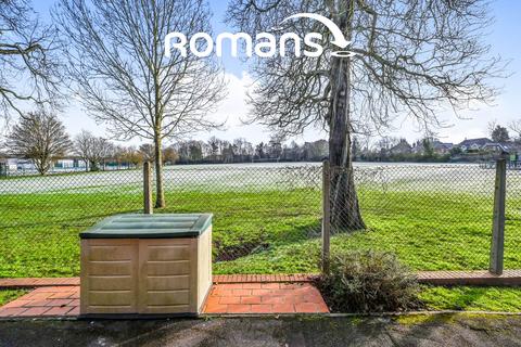 undefined, Orchard Close, Wokingham, RG40