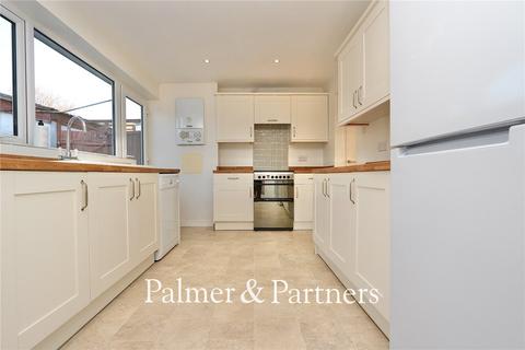 2 bedroom bungalow for sale, Queensdale Close, Ipswich, Suffolk, IP1