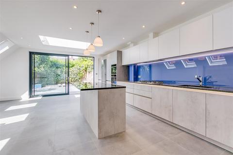 undefined, Glebe Street, London