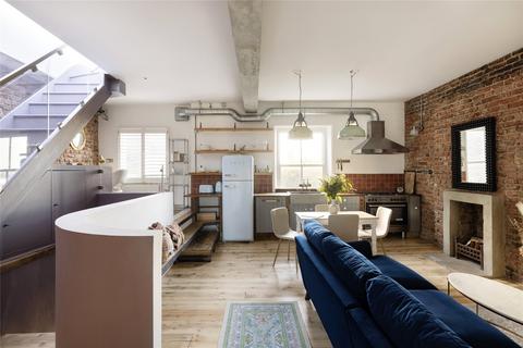 1 bedroom penthouse to rent, Arundel Gardens, London, W11