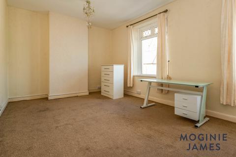 3 bedroom terraced house to rent, St. Peters Street, Cardiff, Cardiff, CF24