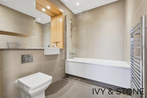 3 bedroom apartment to rent, 1 Emily Street, London, Greater London, E16