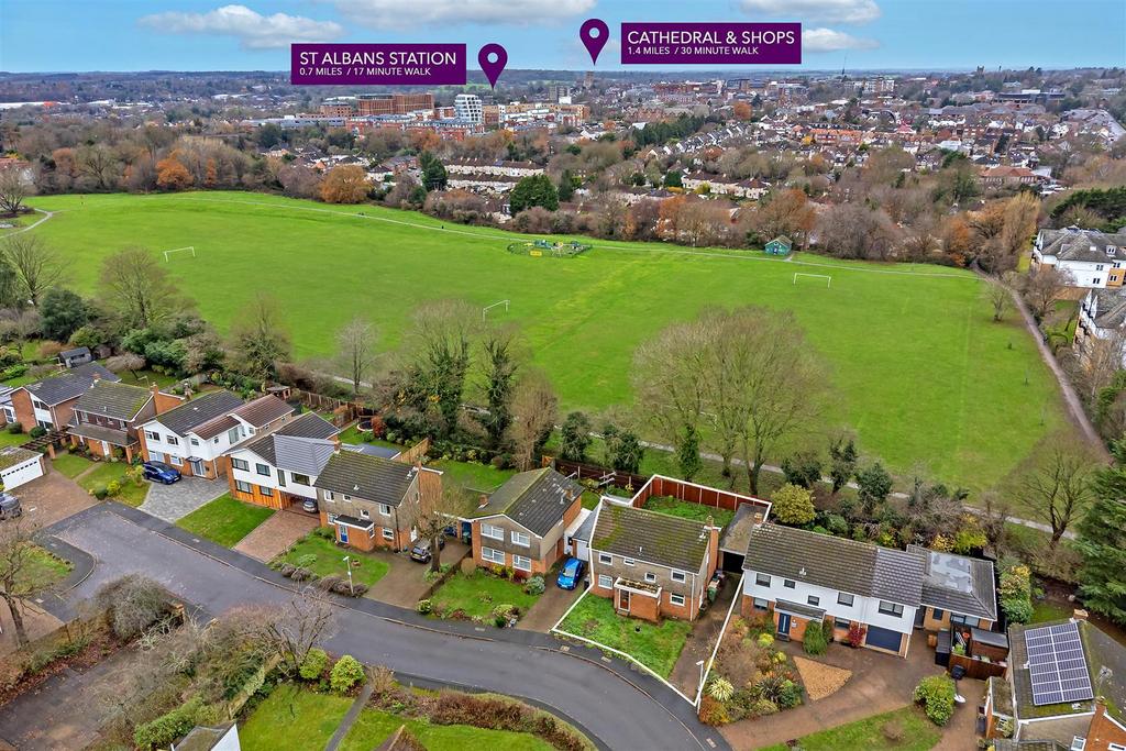 14 Barncroft Road-2.jpg