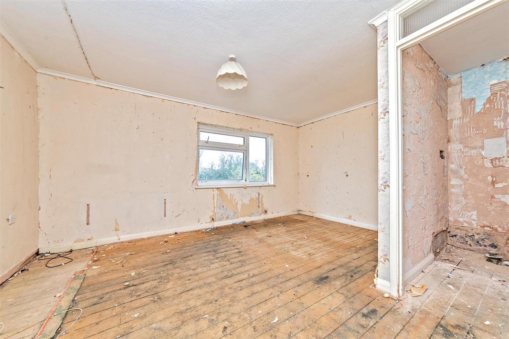 14 Barncroft Road Internals-9.jpg
