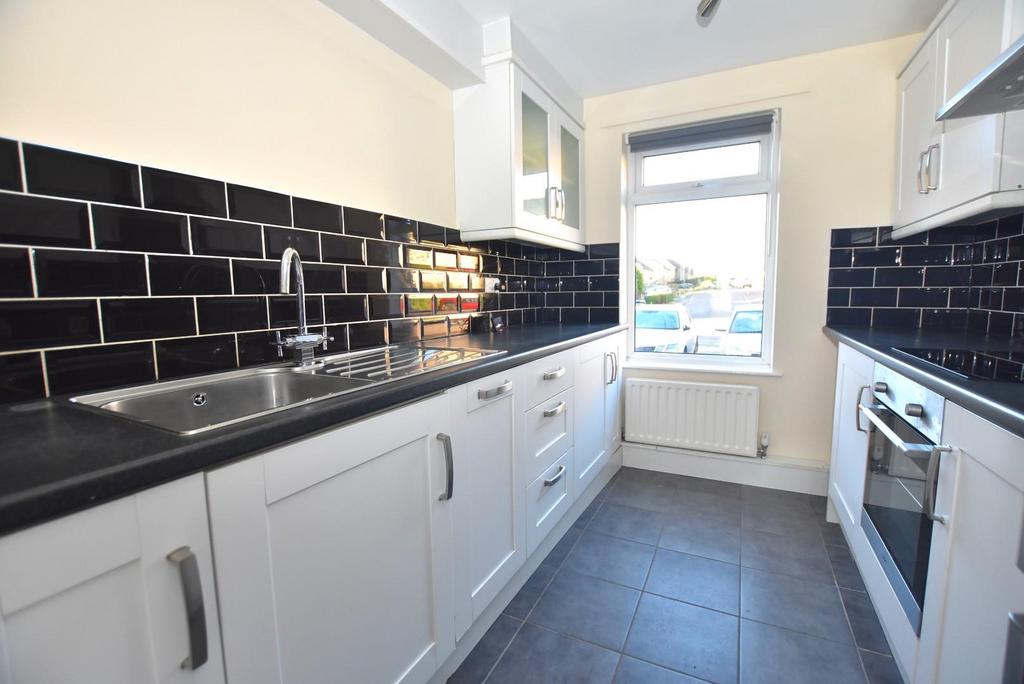 Kitchen 1.JPG