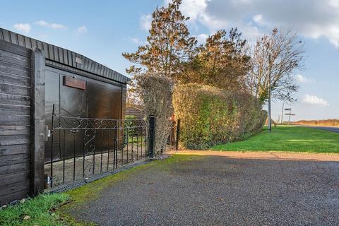 undefined, Westgate, Kearby, LS22