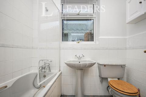2 bedroom flat to rent, Mill Vale, Bromley, BR2