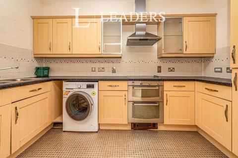 2 bedroom flat to rent, Benedictine Place, 25 London Road, AL1
