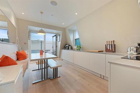 undefined, Ormiston Grove, London W12