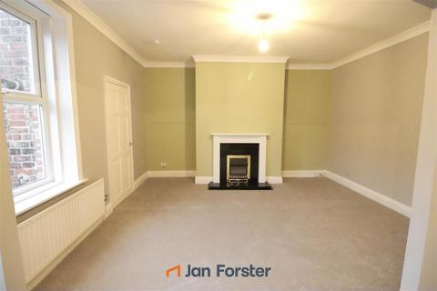 2 bedroom flat for sale, Gosforth Terrace, Gateshead