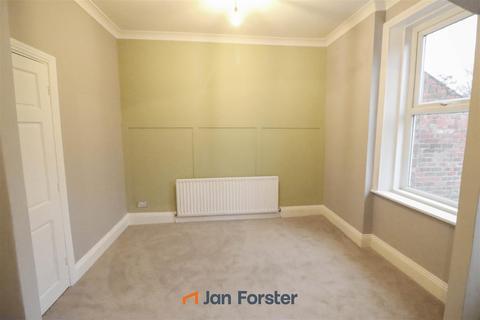 2 bedroom flat for sale, Gosforth Terrace, Gateshead
