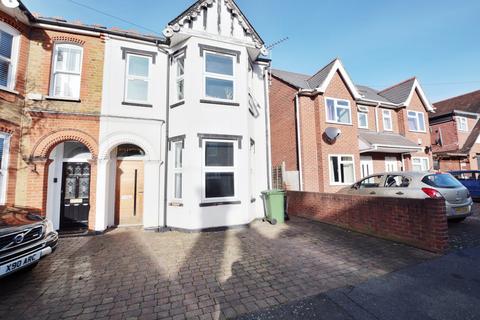 undefined, Hinton Road, Uxbridge, UB8