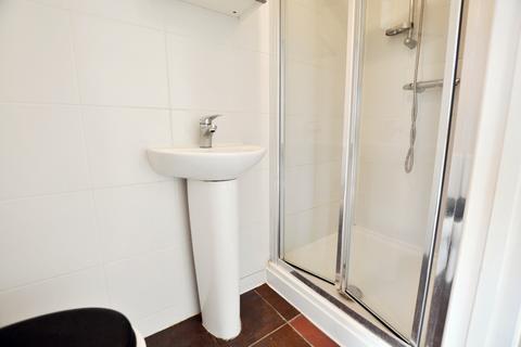 undefined, Hinton Road, Uxbridge, UB8