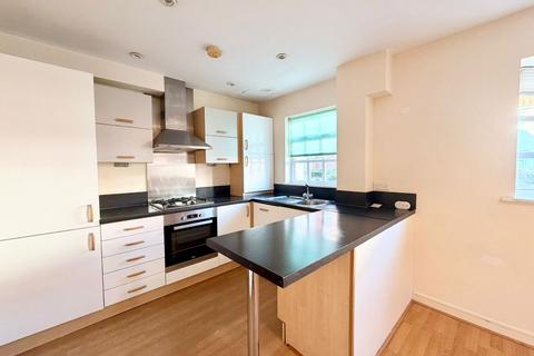 1 bedroom maisonette to rent, Flat , The Square, Chatham Way, Brentwood