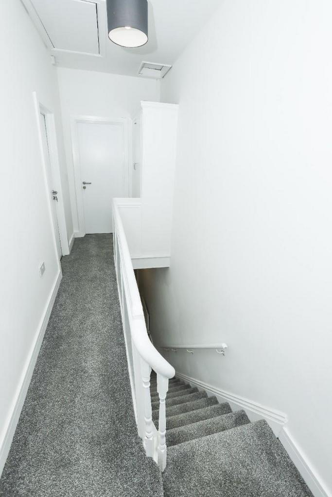 56 Wellesley #14.jpg