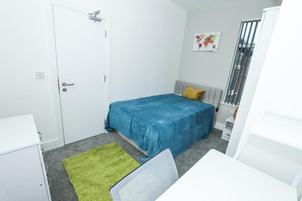 56 Wellesley #20.jpg