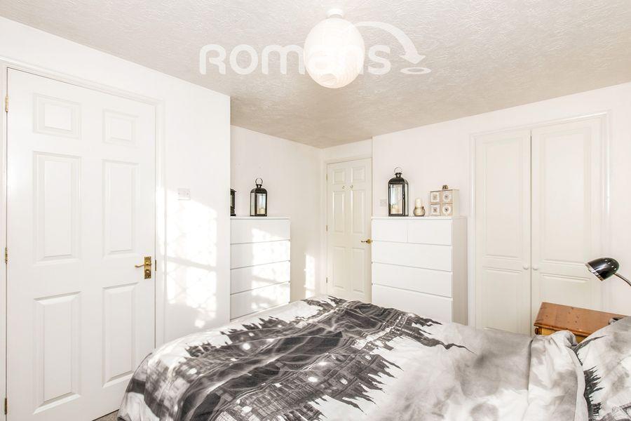 Bed 1b resized