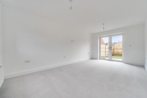 3 bedroom link detached house to rent, Marvel Row Lane, Hampshire RG23