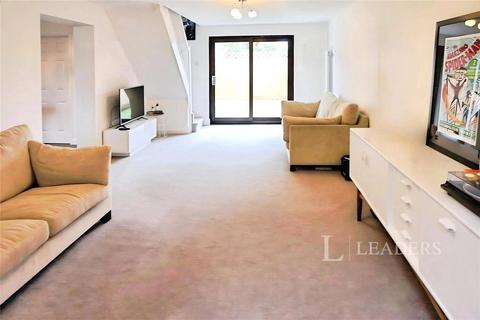 undefined, Callander Close, CB4