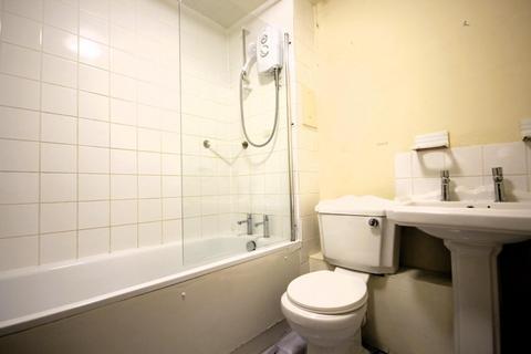 undefined, Swaythling Close, London N18
