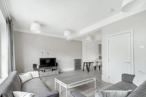 House share to rent, Trinity Road, London, SW17