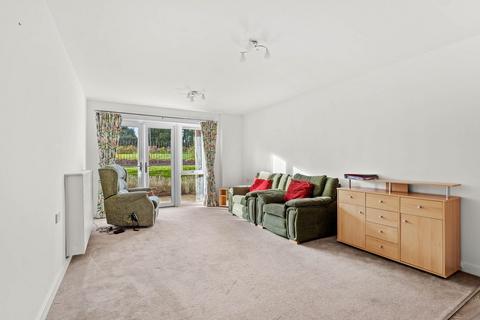 2 bedroom flat for sale, Flat 3, Crookbarrow View, 3 Gotland Road, Worcester. WR5 2GN