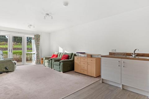 2 bedroom flat for sale, Flat 3, Crookbarrow View, 3 Gotland Road, Worcester. WR5 2GN