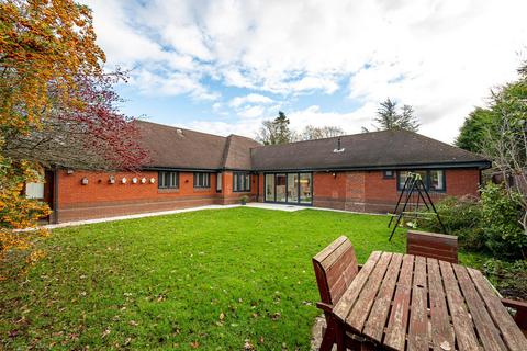 5 bedroom detached bungalow for sale, 22 Yew Tree Lane, Tettenhall, Wolverhampton, WV6 8UF