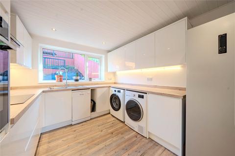 3 bedroom detached house for sale, Dale Park Walk, Cookridge, Leeds, West Yorkshire