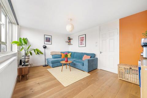 3 bedroom maisonette for sale, Peabody Hill, SE21