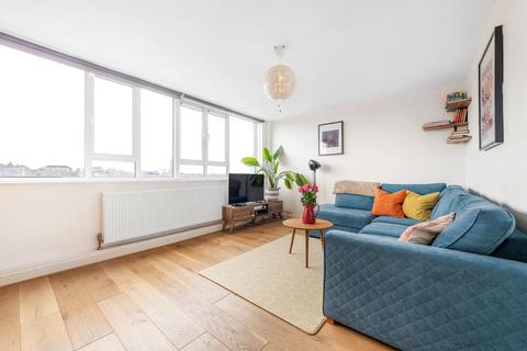 3 bedroom maisonette for sale, Peabody Hill, SE21