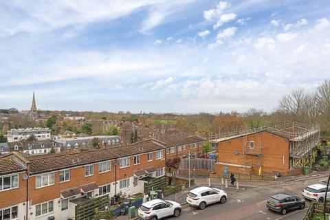3 bedroom maisonette for sale, Peabody Hill, SE21