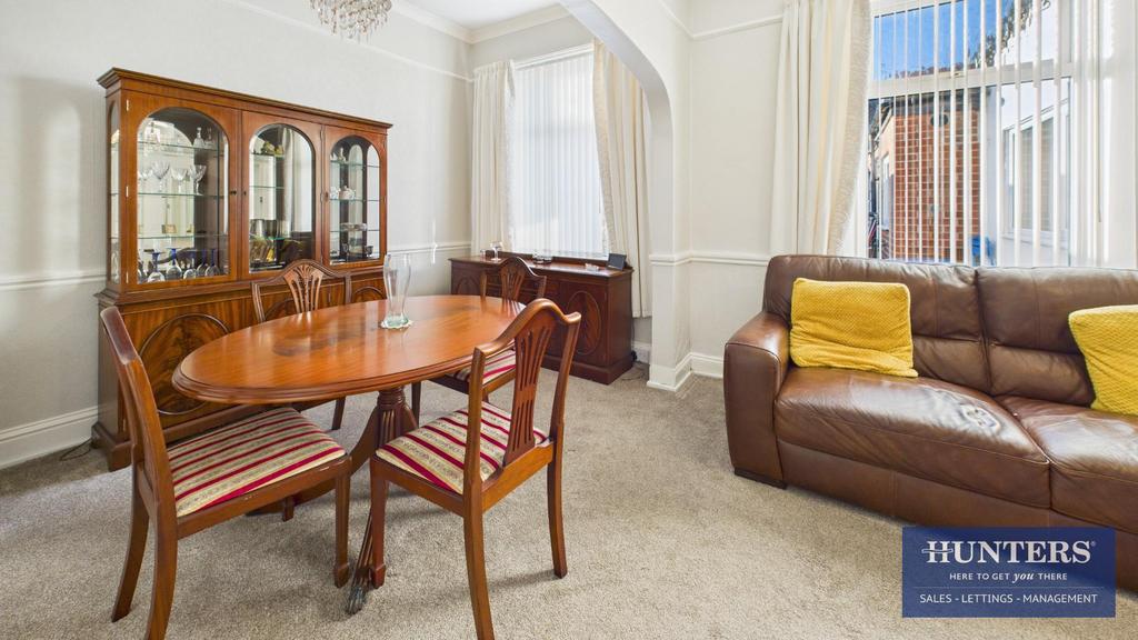 Living/Dining Room