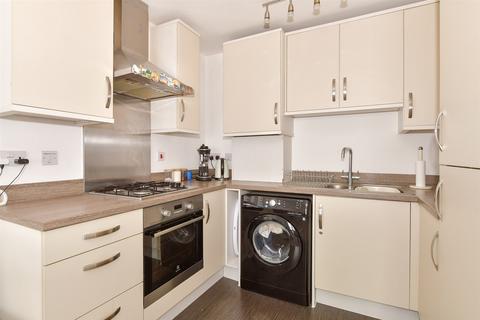 2 bedroom apartment for sale, Station Road, Strood, Rochester, Kent