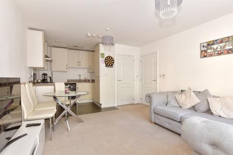 2 bedroom apartment for sale, Station Road, Strood, Rochester, Kent