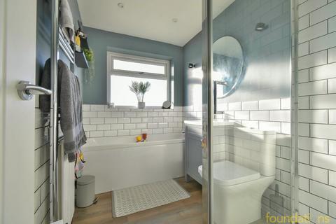 3 bedroom semi-detached house for sale, College Road, Bexhill-on-Sea, TN40