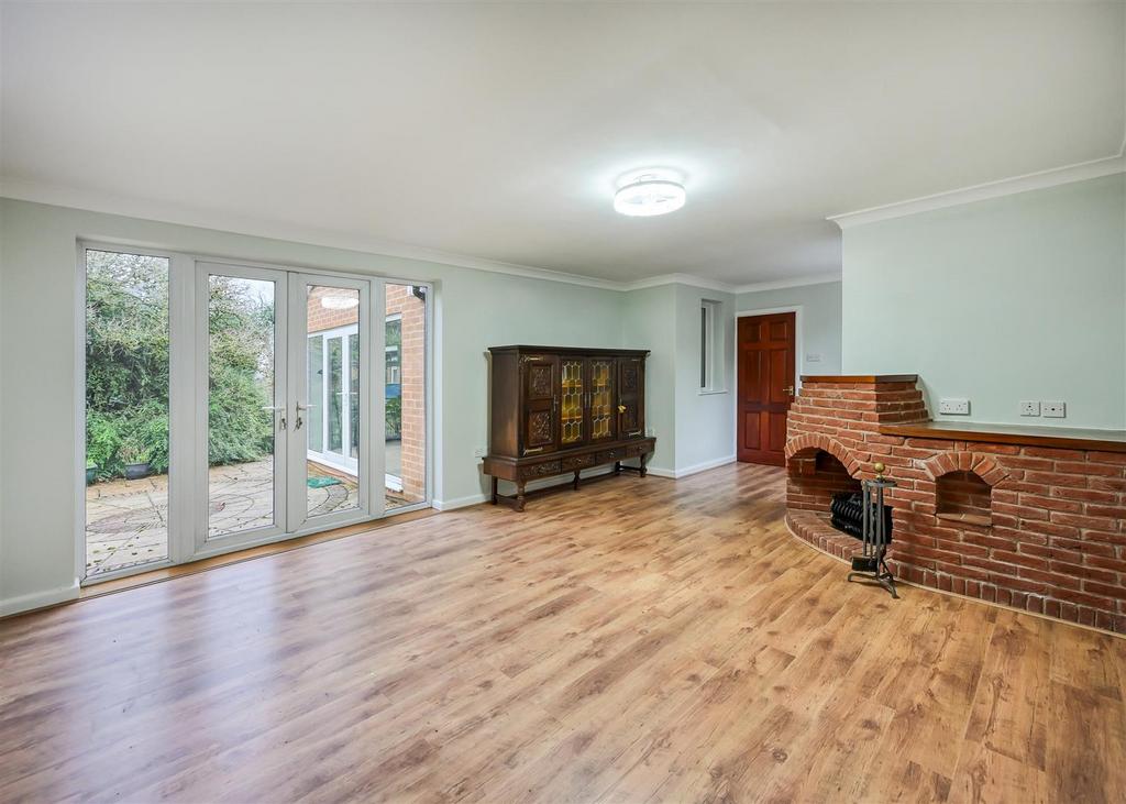 5 Elmsdale-11.jpg