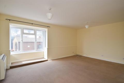 3 bedroom flat for sale, The Bourne, Hastings TN34