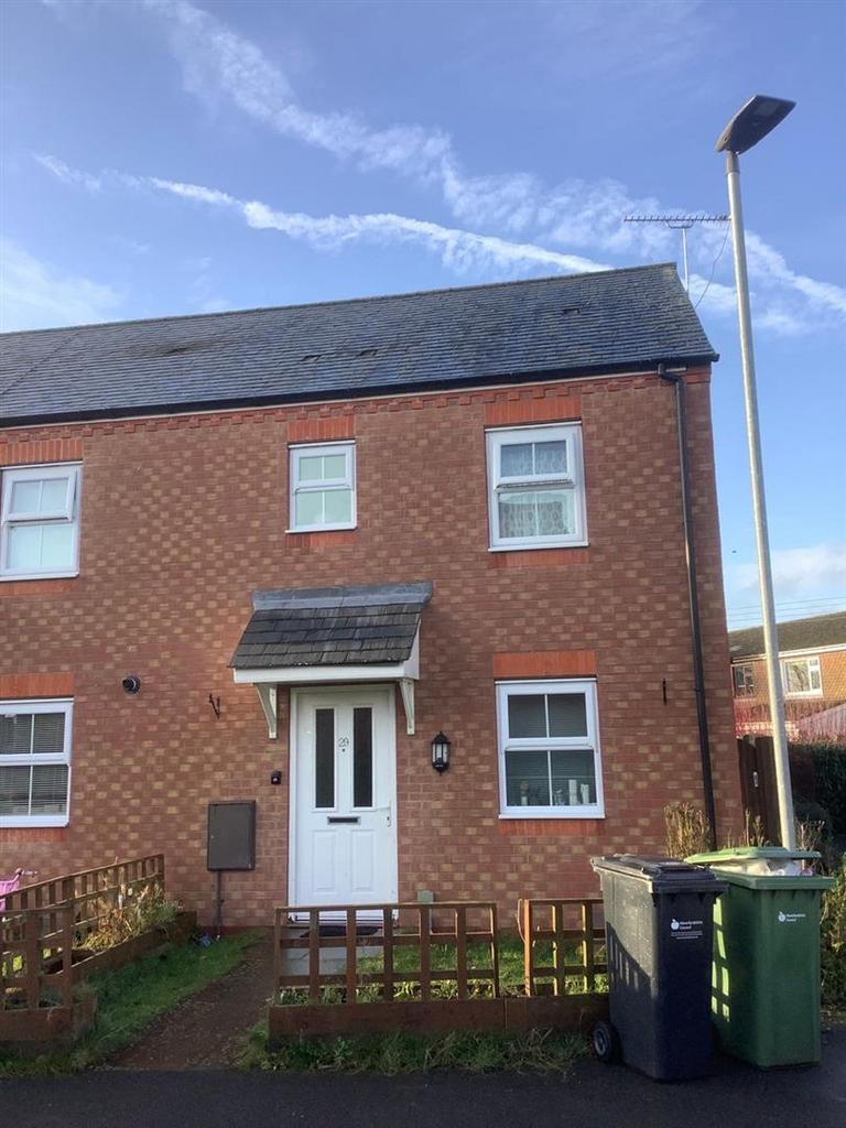 29 Bateman Close.jpg