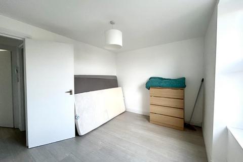 1 bedroom apartment for sale, Rye Hill Park, Peckham, London, SE15