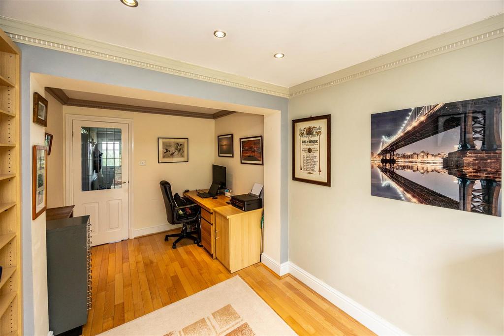 77 RDHudds-300625-29.jpg