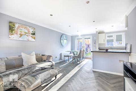 3 bedroom end of terrace house for sale, Poole BH17